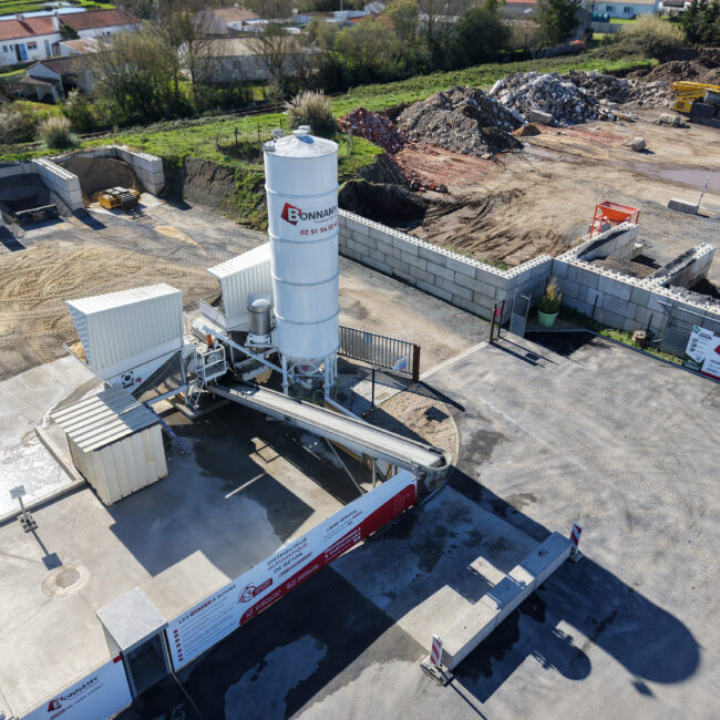 Distributeur béton - BONNAMY TP